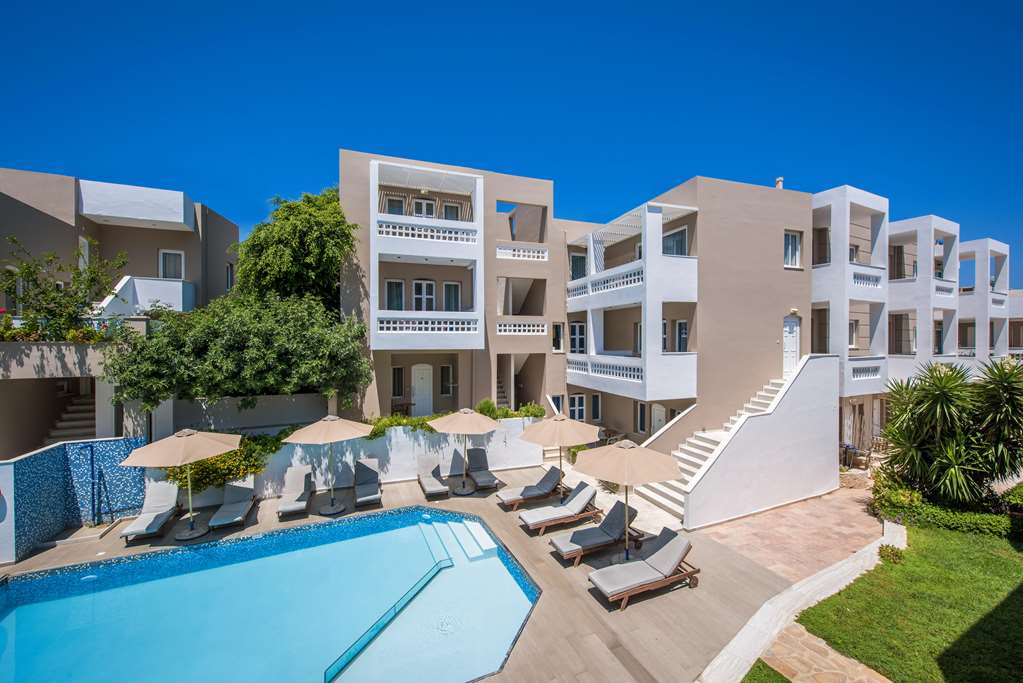 troulis aparthotel