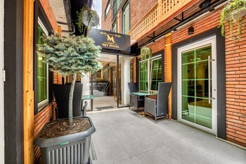 mit hotel