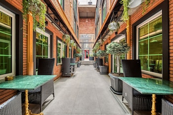 mit hotel