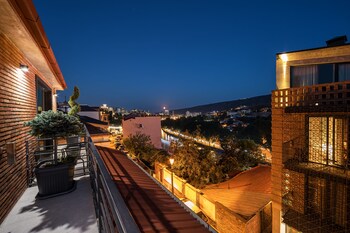 mit hotel