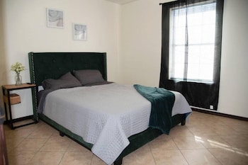 modern 2 bed 2 bath next to university utrgv