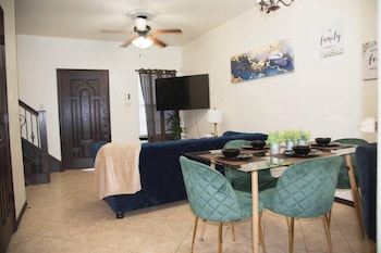 modern 2 bed 2 bath next to university utrgv