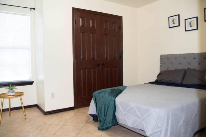 modern 2 bed 2 bath next to university utrgv