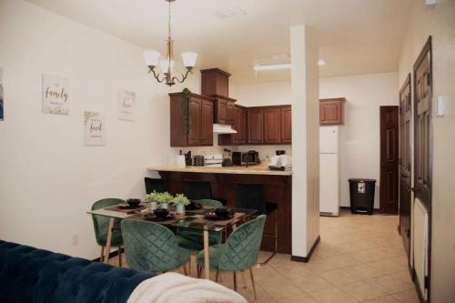 Modern 2 Bed 2-Bath Next To University Utrgv,,0 star