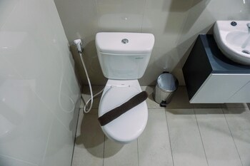 modern and comfy 1br at m town signature apartment