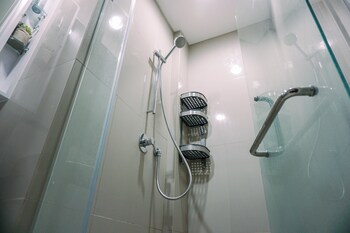 modern and comfy 1br at m town signature apartment