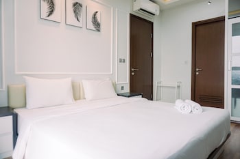 modern and comfy 1br at m town signature apartment