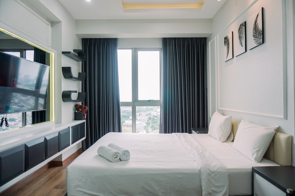 modern and comfy 1br at m town signature apartment