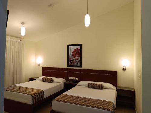 grand city hotel near market 28