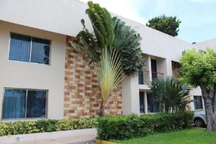 grand city hotel near market 28