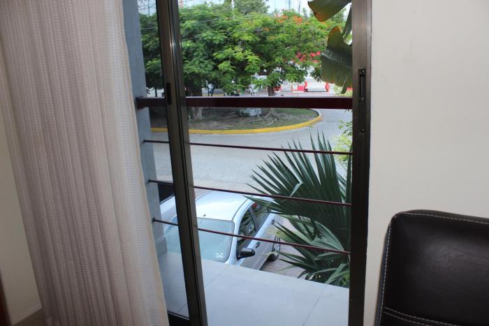 grand city hotel near market 28