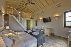 Castello Antico Hotel,Areopoli>>Agadeika,4 star