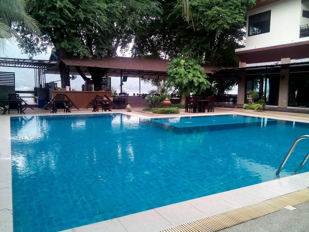 monsane river kwai resort