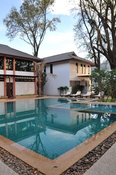 monsane river kwai resort