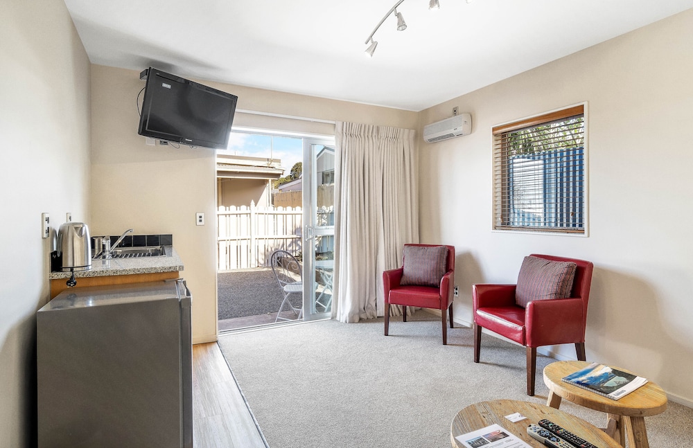 kaikoura waterfront apartments