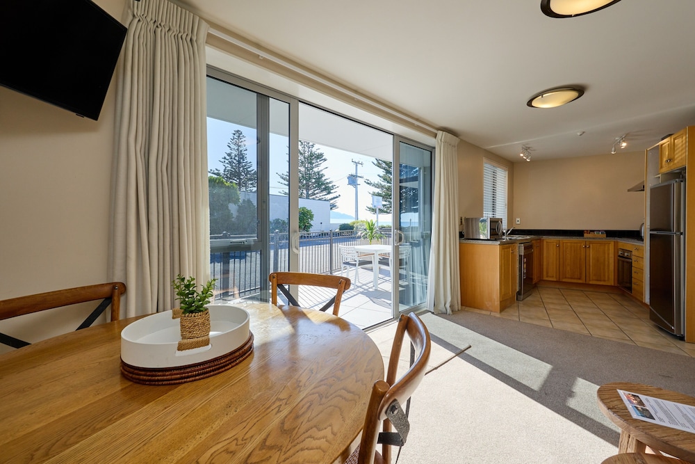 kaikoura waterfront apartments
