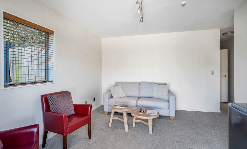 kaikoura waterfront apartments