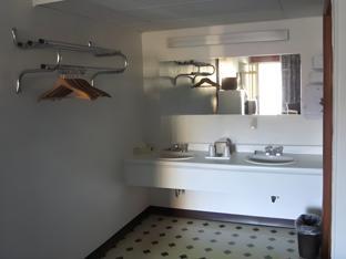 conner hill motor lodge