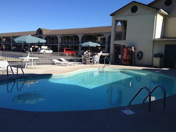 conner hill motor lodge