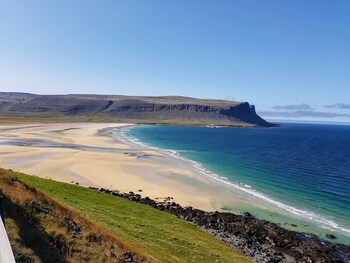 Hotel Latrabjarg,Hnjotur>>Breidavik,3 star