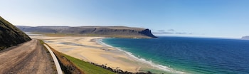 Hotel Latrabjarg,Hnjotur>>Breidavik,3 star