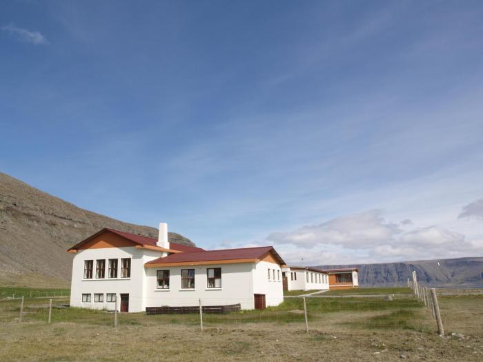hotel latrabjarg