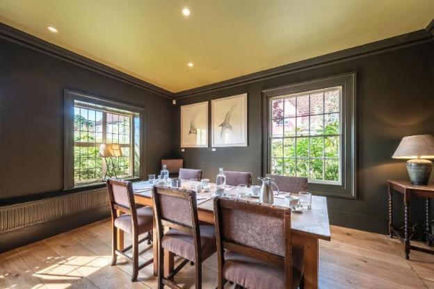 the crown stoke by nayland