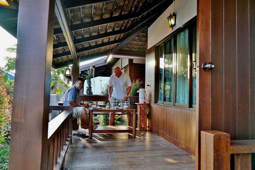 huen pak mon chantra