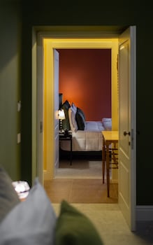 monart hospitality capodimonte