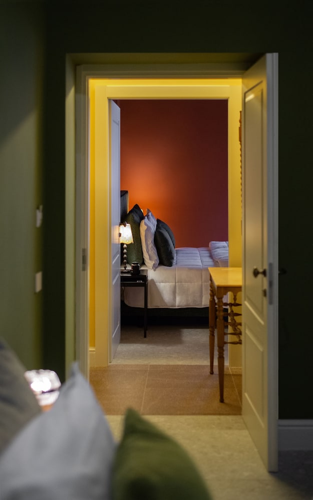 monart hospitality capodimonte