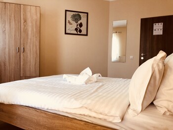 monte carlo palace rooms