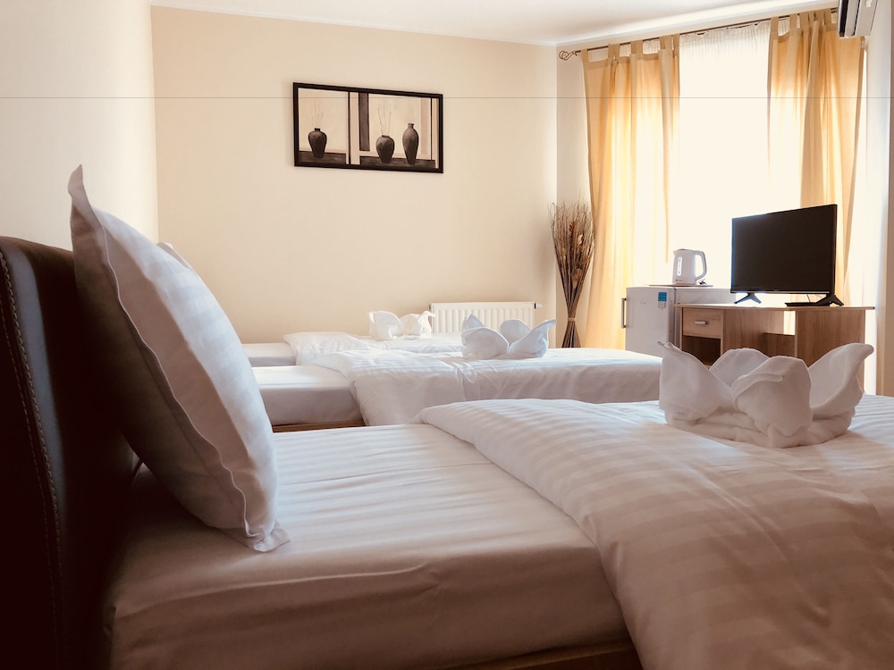 monte carlo palace rooms