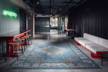 montownia lofts and experience