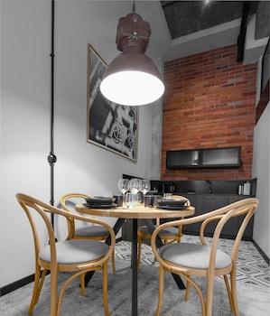 montownia lofts and experience