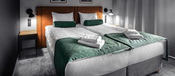 montownia lofts and experience