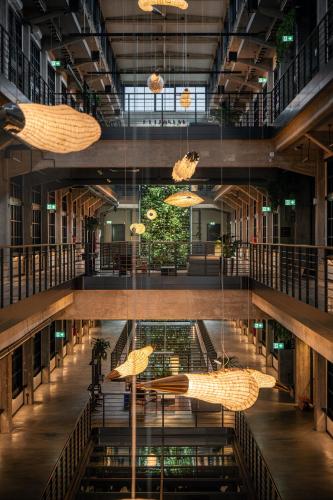 montownia lofts and experience