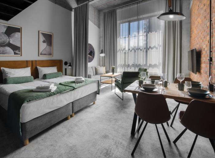 montownia lofts and experience