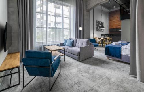 montownia lofts and experience