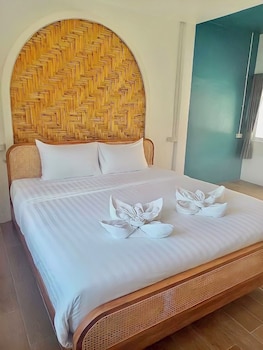 pan beachfront resort krabi