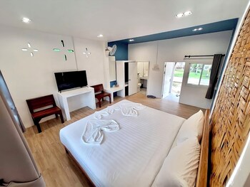 pan beachfront resort krabi