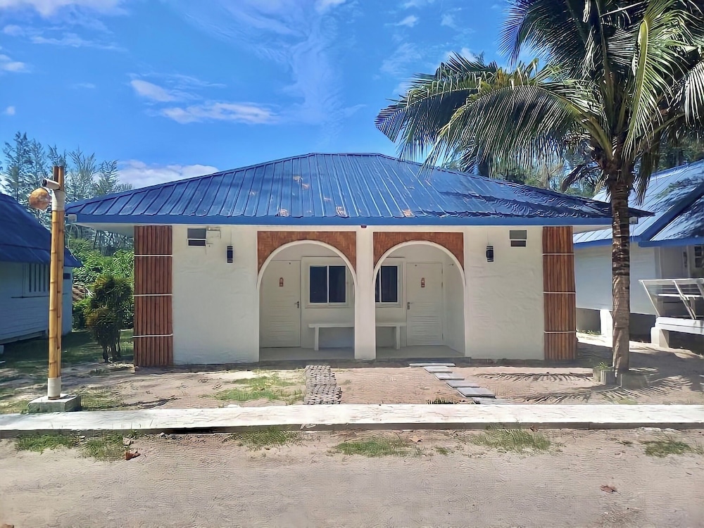 pan beachfront resort krabi