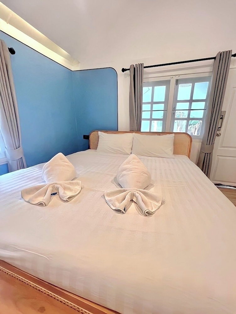 pan beachfront resort krabi