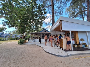 pan beachfront resort krabi