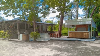 pan beachfront resort krabi