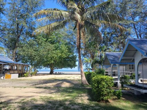 Pan Beachfront Resort Krabi,Near Nopparat Thara Beach,3 star