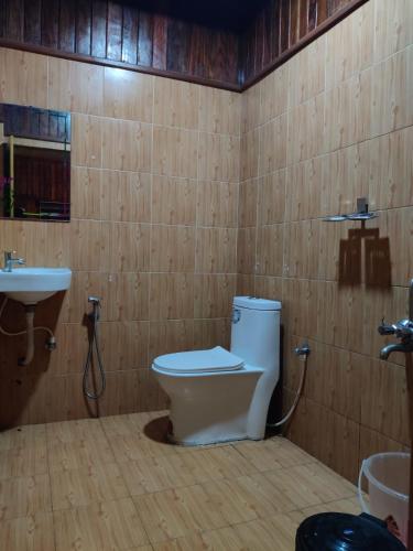 moon waves beach resort