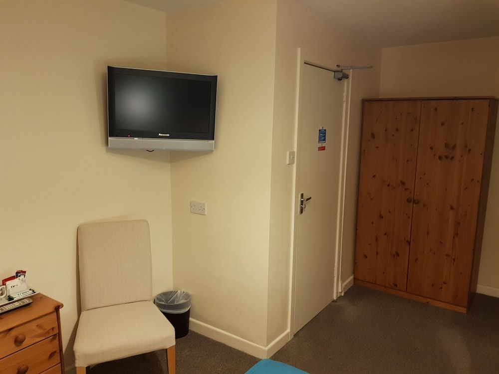 the inglewood hotel adults only