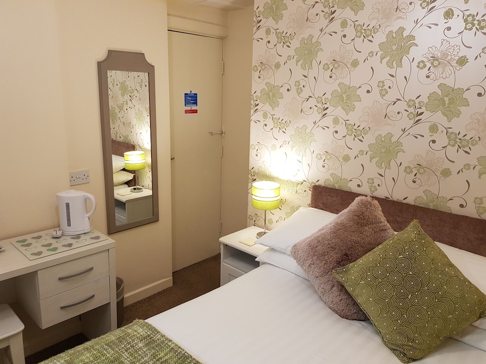 the inglewood hotel adults only