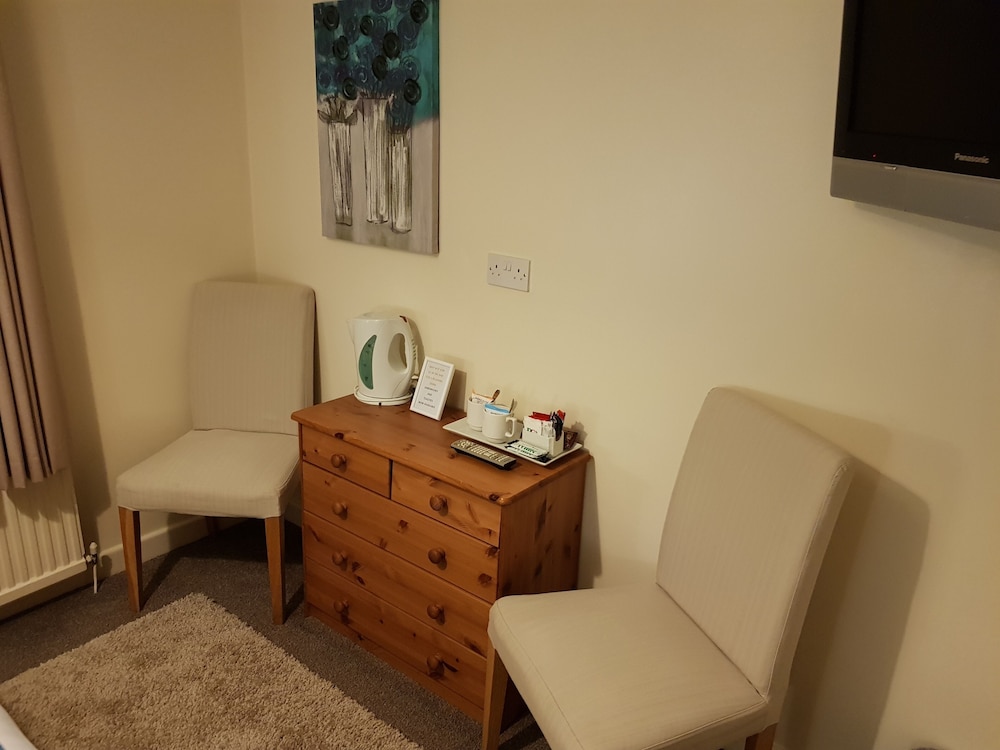 the inglewood hotel adults only