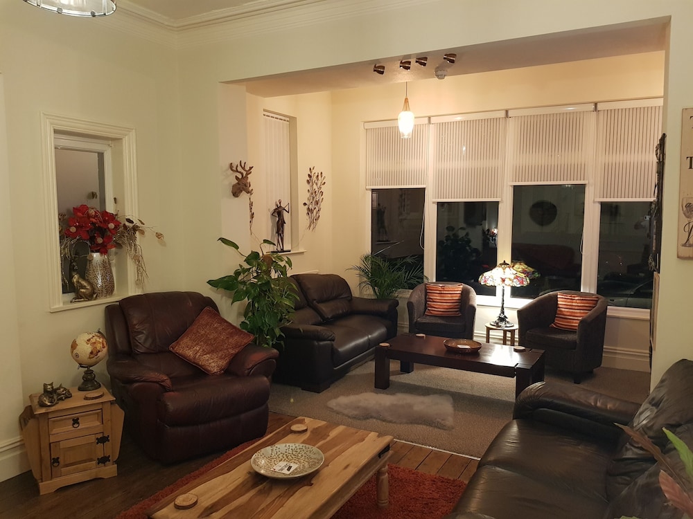 the inglewood hotel adults only